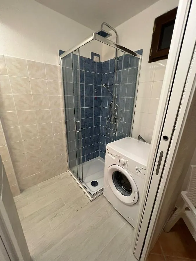 سان تيودورو Appartamenti San Teodoro إيطاليا